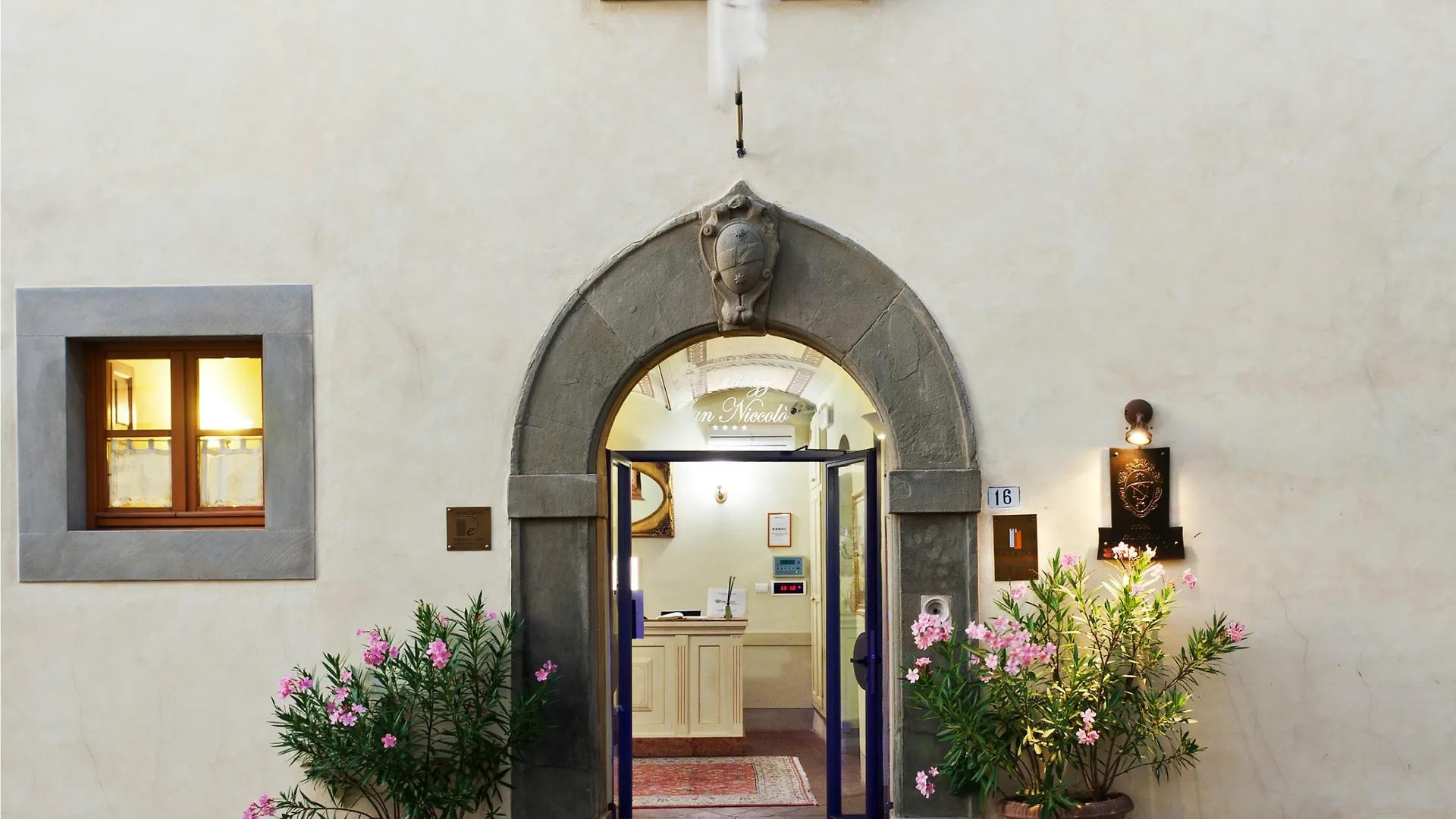 Hotel Palazzo San Niccolo & Spa Рада ин Шанти