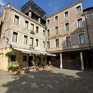 Ai Due Fanali 3*, Venecia Italia