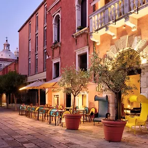 Ca' Pisani 4*, Venecia Italia